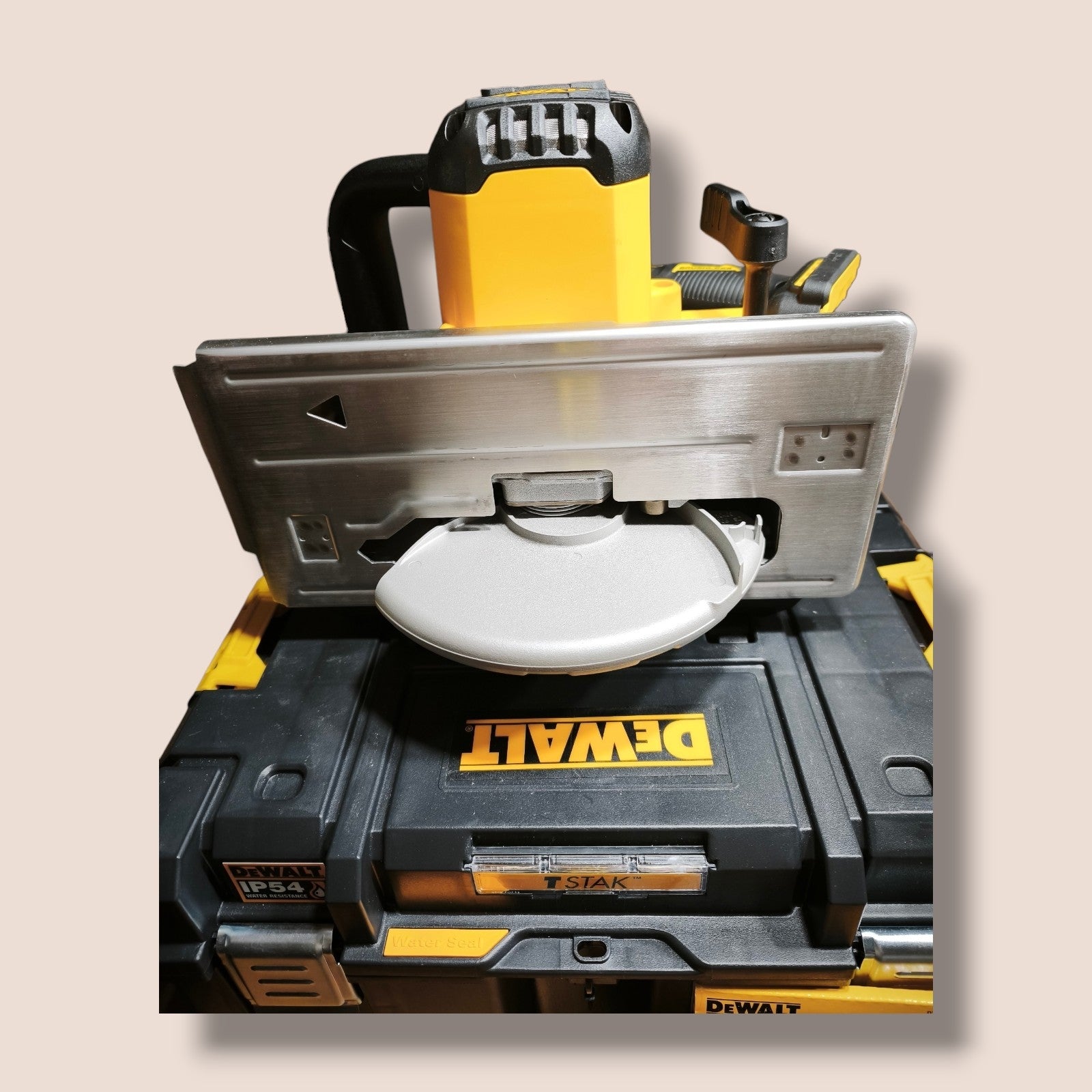 Dewalt - Akku-Handkreissäge Metall DSC383N
