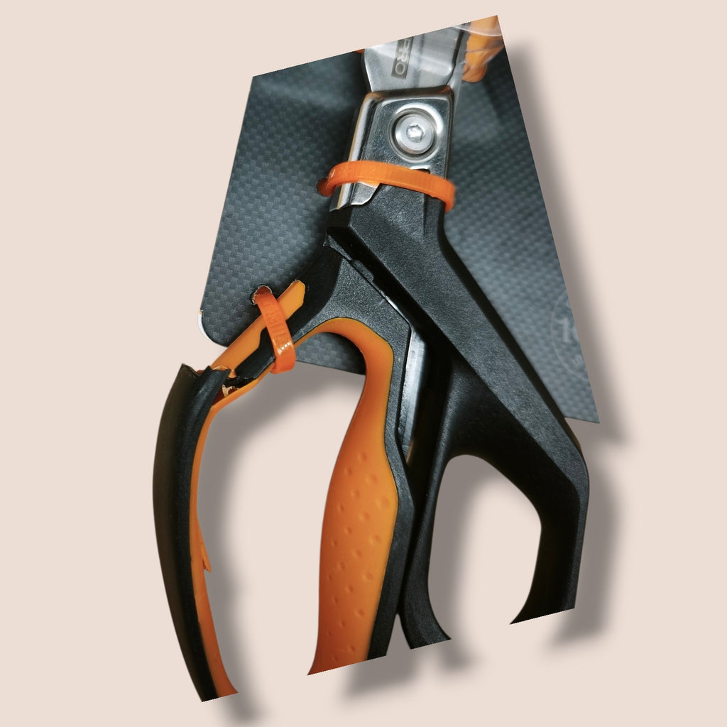 Fiskars - Pro Hochleistungsschere 21 cm