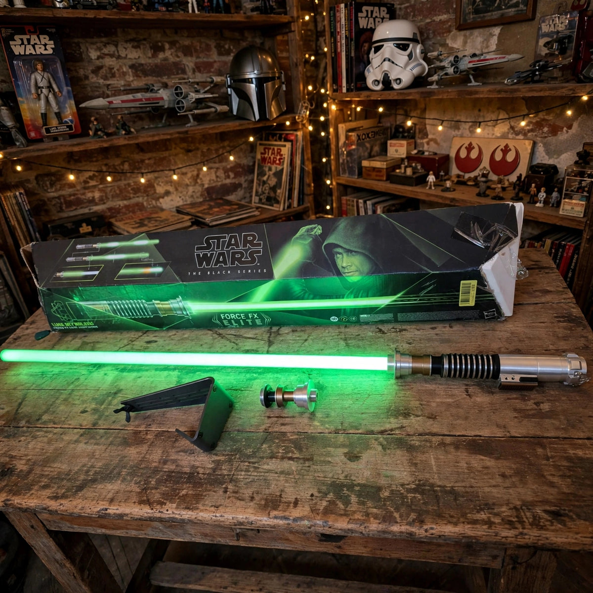 Hasbro - Star Wars Black Serie Luke Skywalkers Schwert