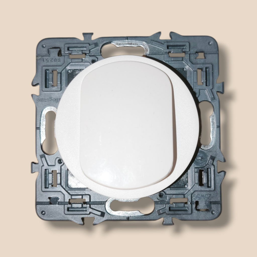 Legrand - Celiane Lichtschalter 6A 230V