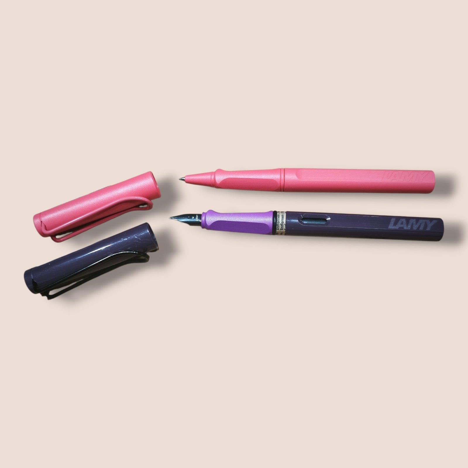 Lamy - Safari Füller violet blackberry und Tintenroller sunset